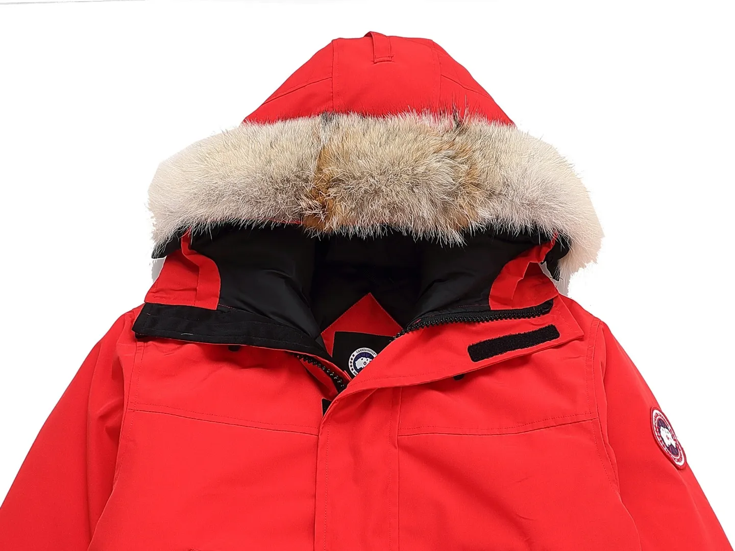 F ：Black Gray Beige Royal Blue Red sizi： Canada Goose 13 ： ！ ， ！ CANADA GOOSE Chilliwack 13 ， ， 90 ， 。 Authentic ， 1:1 。 ， 2 ， ， 12 ， ， YKK ， ， 。 、 18 、 ，nfc 、 ， 。 、 ， 、 10 YKK ， ykk 。 、 12 ， 。 、 logo， ， Authentic。 、 ， ， ， ， 。 ，